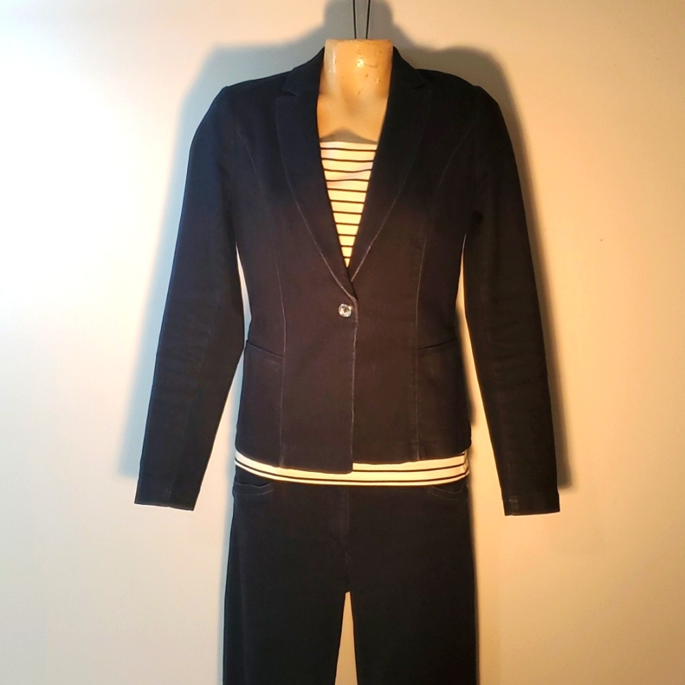 WHBM Navy Denim 2 pc suit sz4
